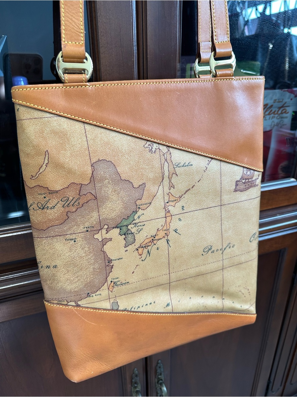 Alviero Martini Map-Print Messenger Bag in Tan and Green - Picture 3 of 5